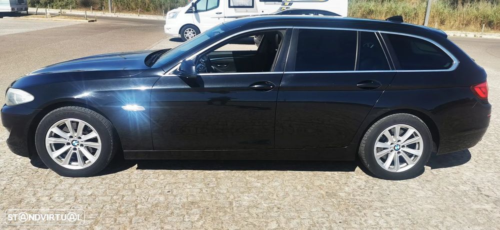 BMW 520 d Exclusive Auto 129g - 3