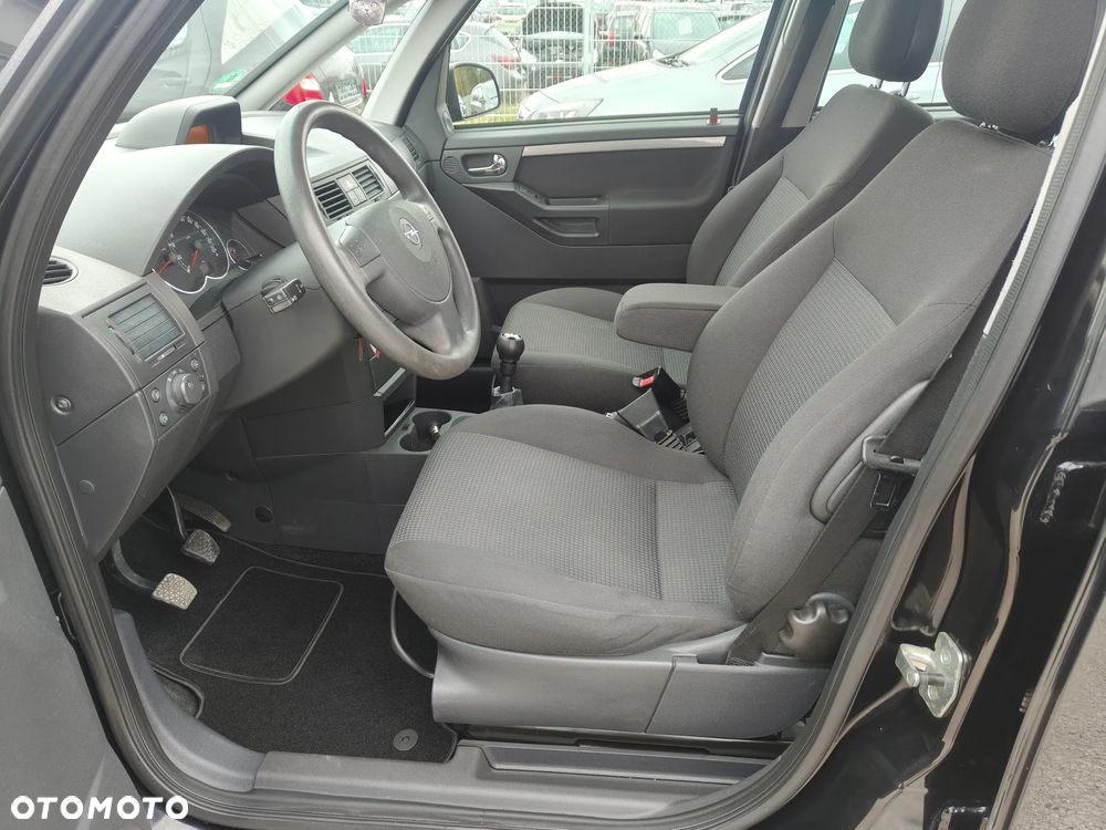 Opel Meriva - 13