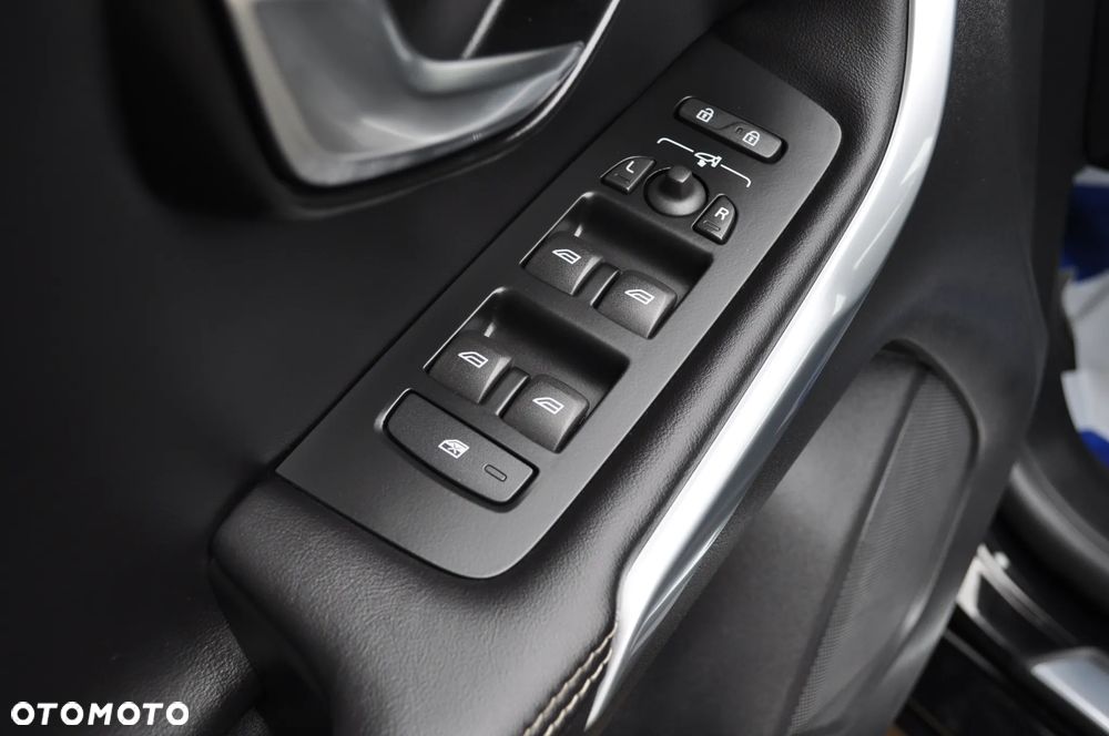 Volvo V40 T3 RDesign - 18