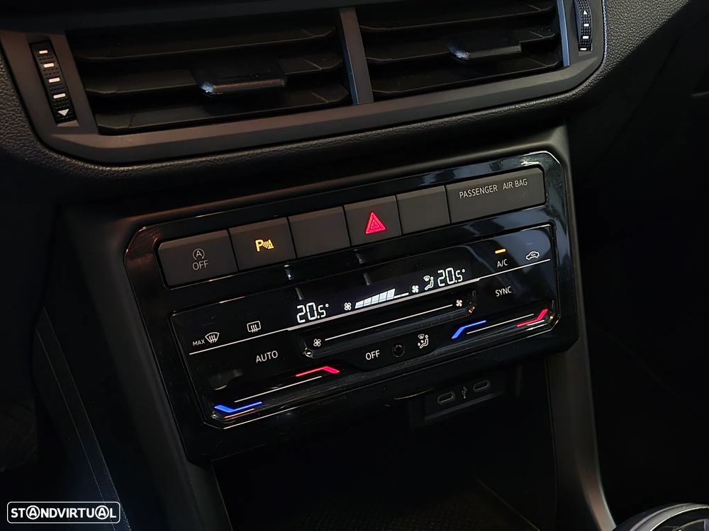 VW T-Cross 1.0 TSI Life - 36