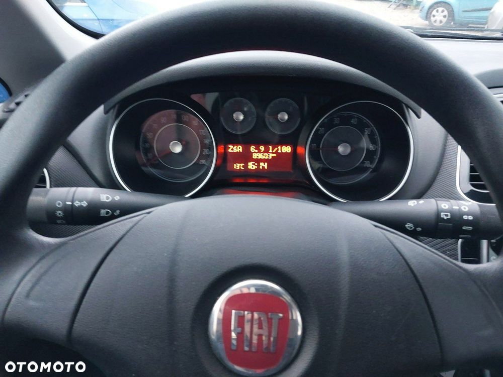 Fiat Punto 1.4 Easy S&S Euro6 - 19