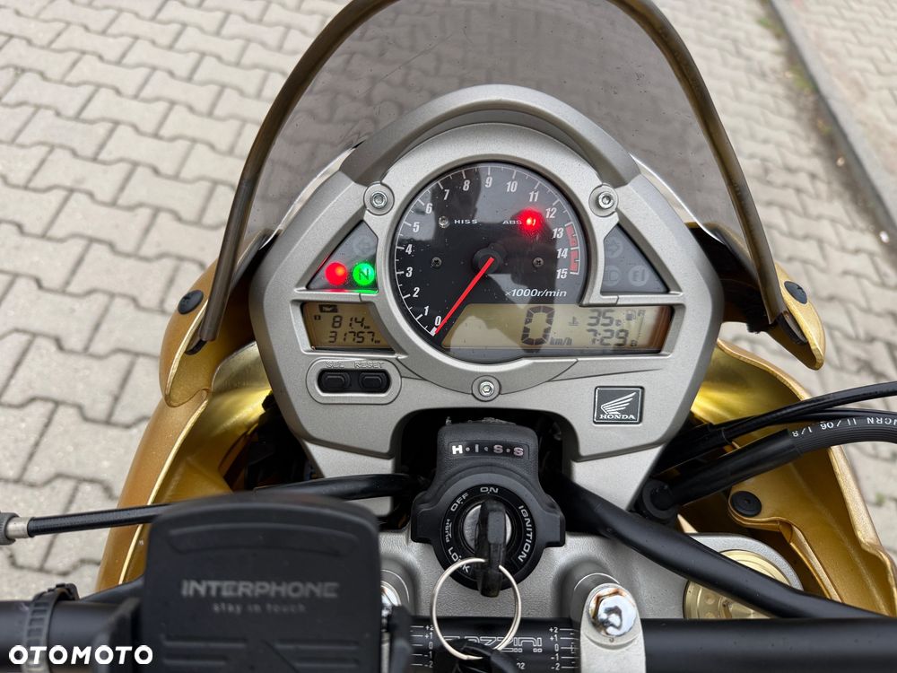 Honda Hornet - 26