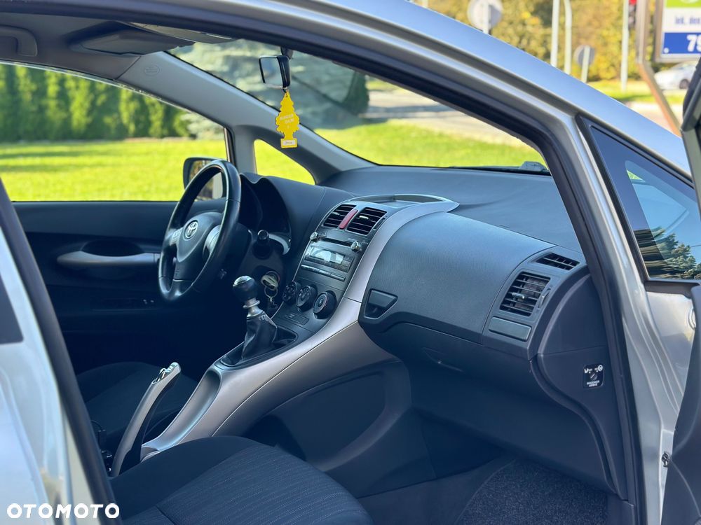 Toyota Auris - 6