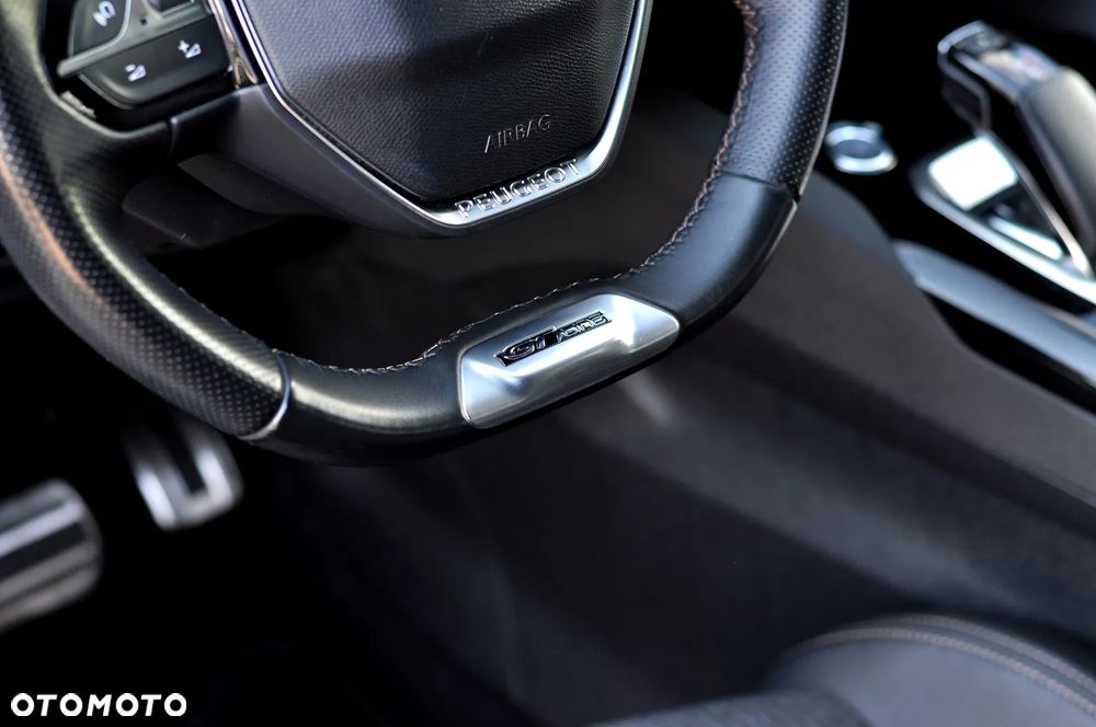 Peugeot 3008 1.6 PureTech GPF GT Line S&S EAT8 - 37
