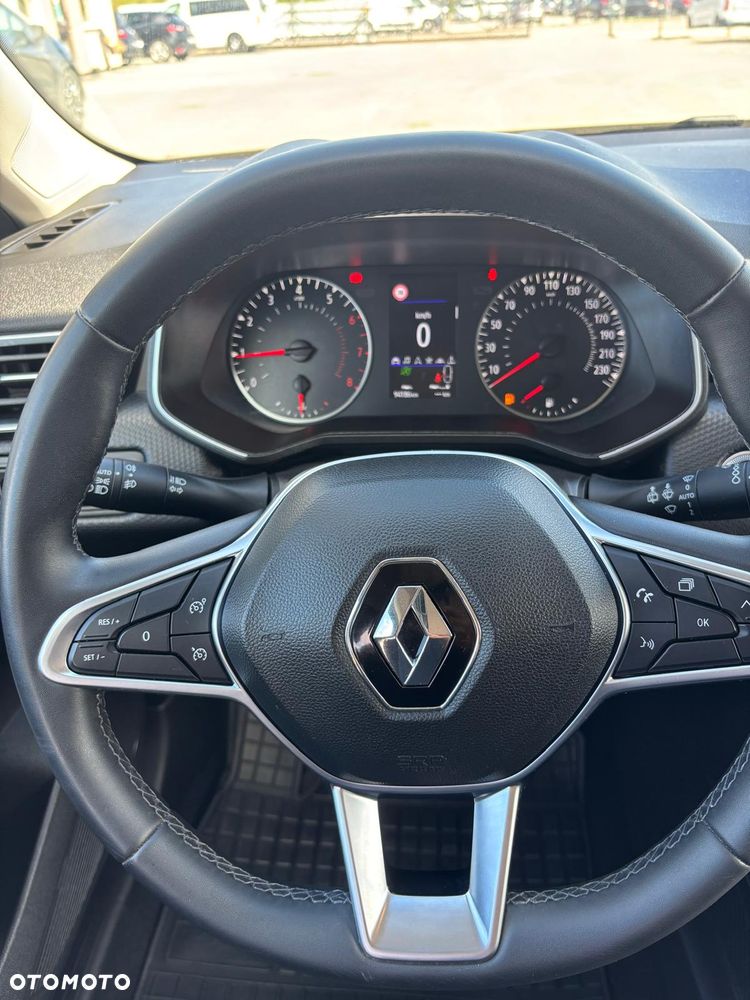 Renault Clio - 11