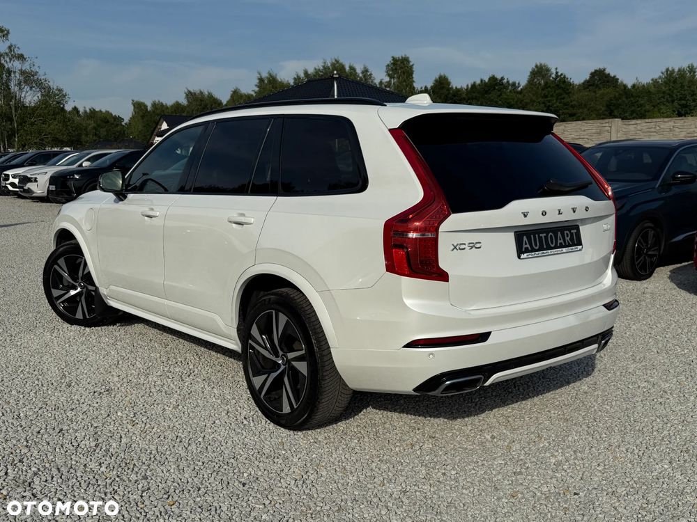 Volvo XC 90 T8 AWD Plug-In Hybrid R-Design 7os - 11