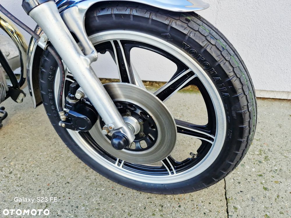Yamaha XS - 22
