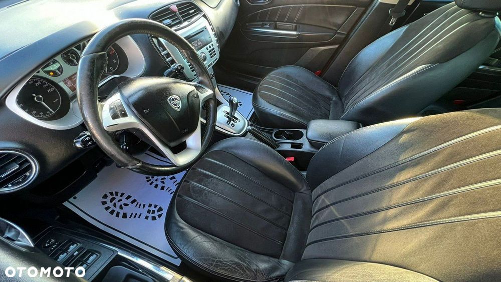 Lancia Delta - 8