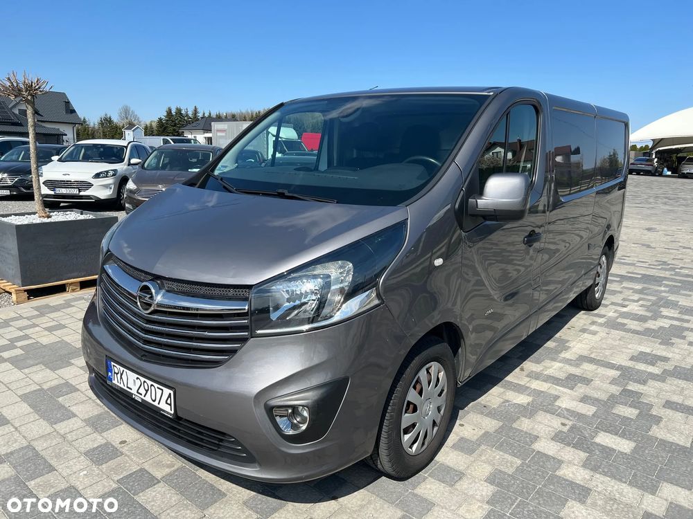 Opel Vivaro - 1