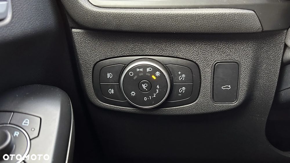 Ford Focus 1.0 EcoBoost Trend - 17