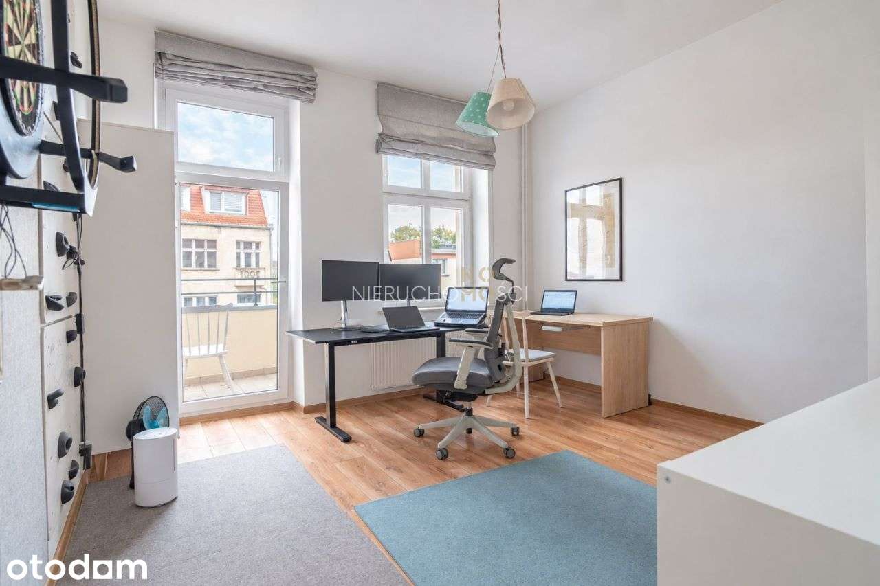 Przestronne / Duże pokoje / 2 balkony / Garderoba