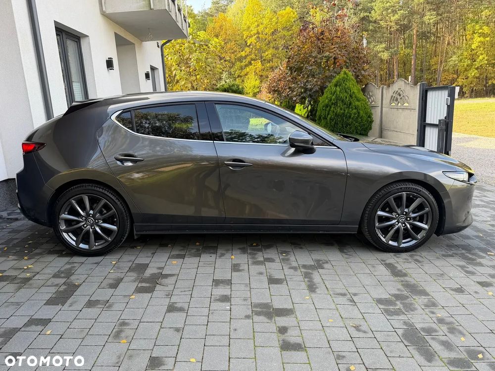 Mazda 3 2.0 mHEV Hikari - 17