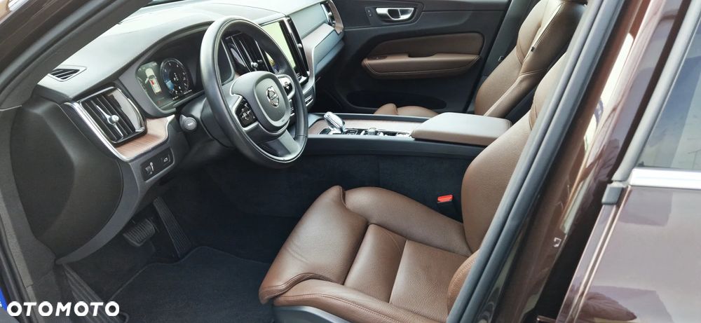 Volvo XC 60 B4 D AWD Inscription - 10