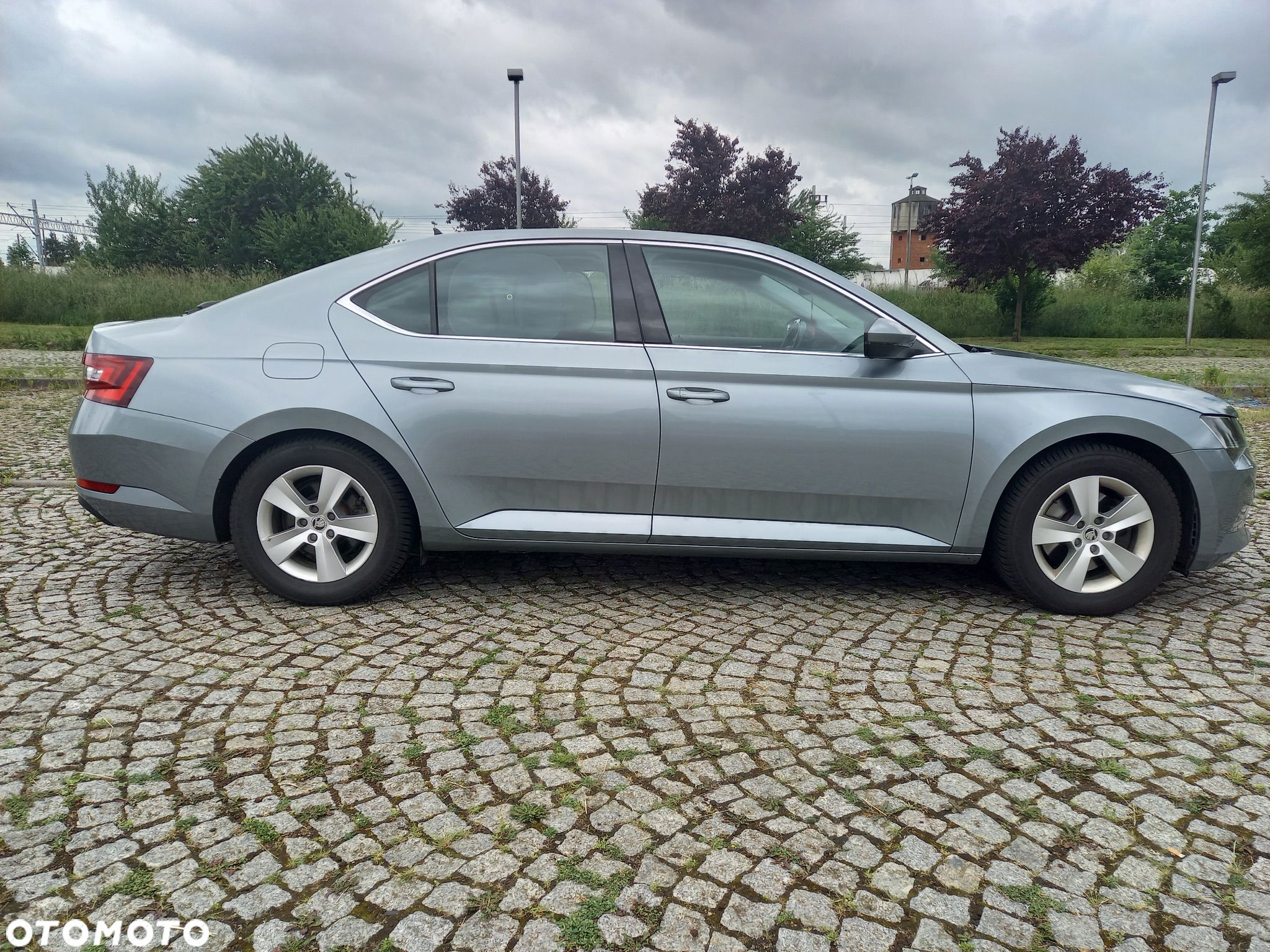 Skoda Superb - 1