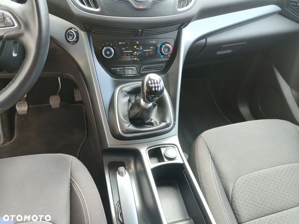 Ford Kuga 1.5 EcoBoost FWD Trend ASS - 18