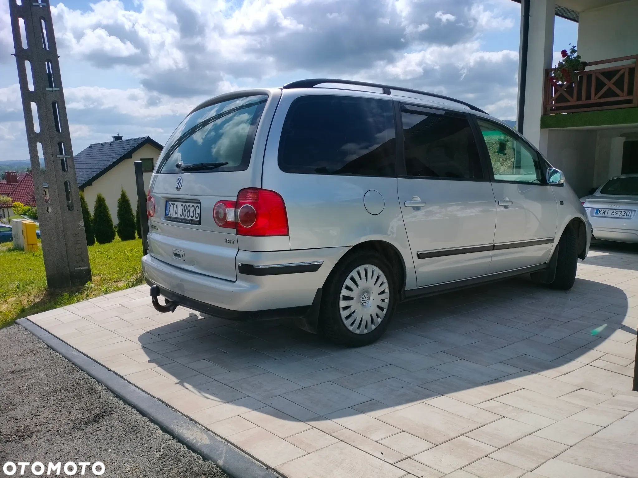 Volkswagen Sharan 1.8T Comfortline - 1