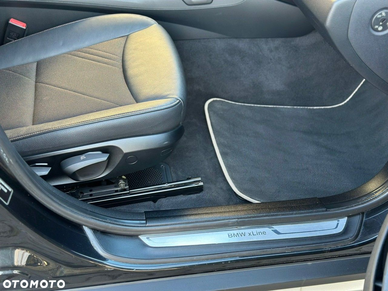BMW X1 xDrive20i xLine - 29