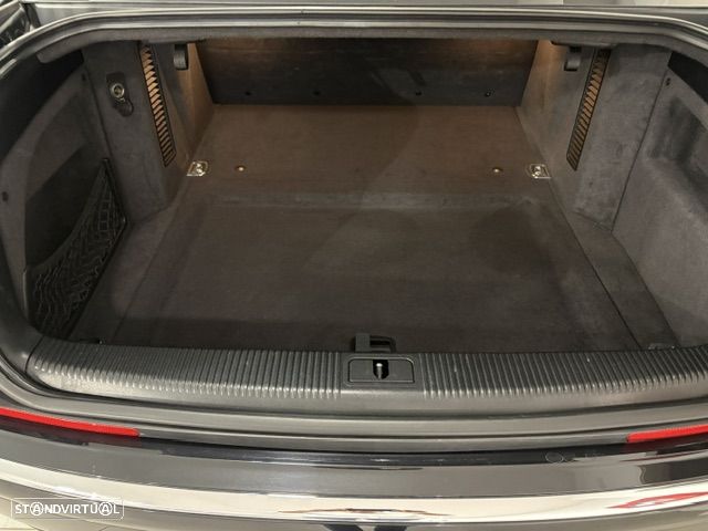 Audi A8 3.0 TDi V6 quattro Tiptronic - 38