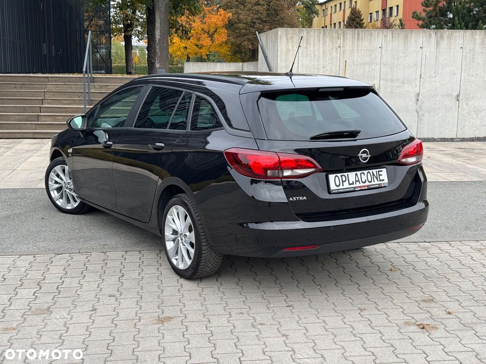 Opel Astra 1.4 Turbo 120 Jahre - 16