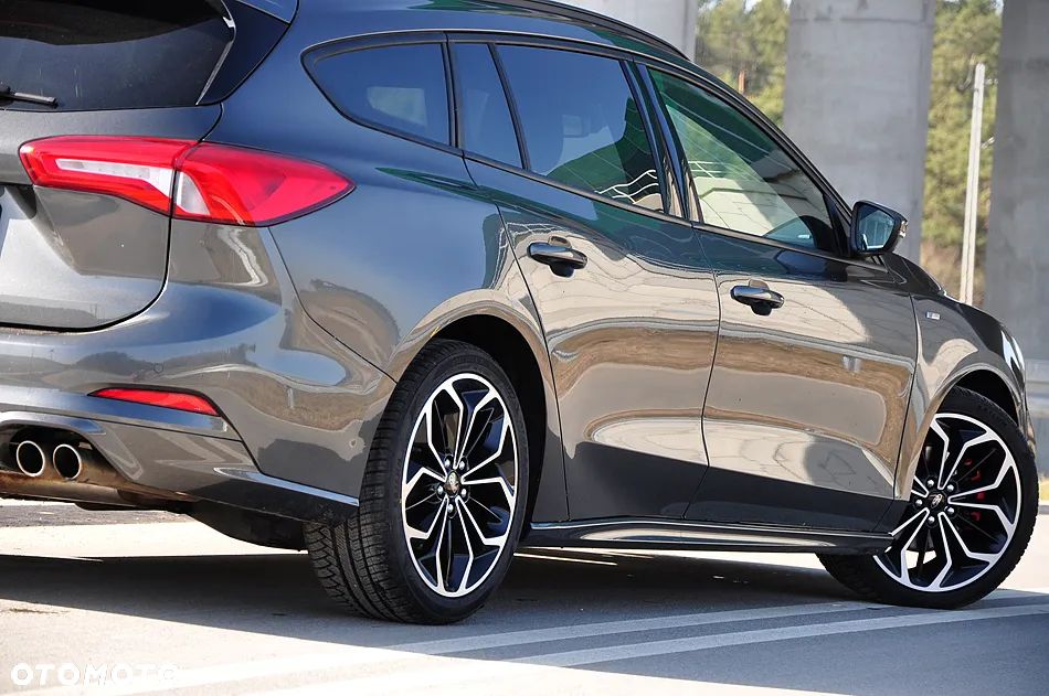 Ford Focus 2.0 EcoBlue ST-Line - 16