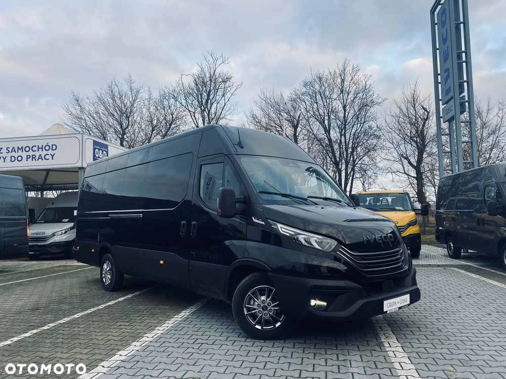 Iveco Daily 35S18HA8 V 3.0 Diesel 180KM AT8 Furgon Brygadowy L4H2 - 3