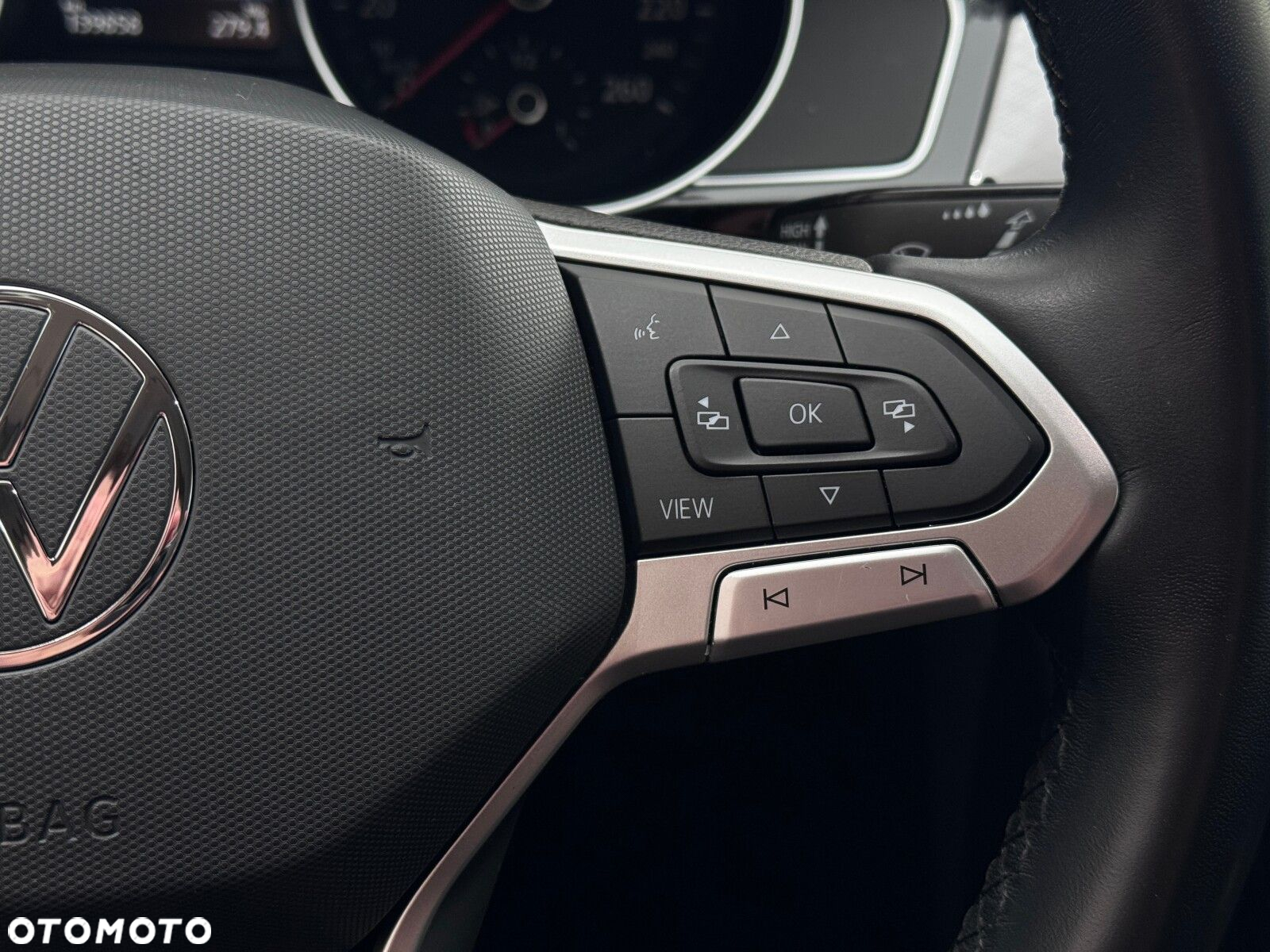 Volkswagen Passat 1.5 TSI EVO Business - 22