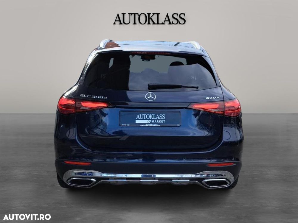 Mercedes-Benz GLC 300 e 4MATIC PHEV - 4