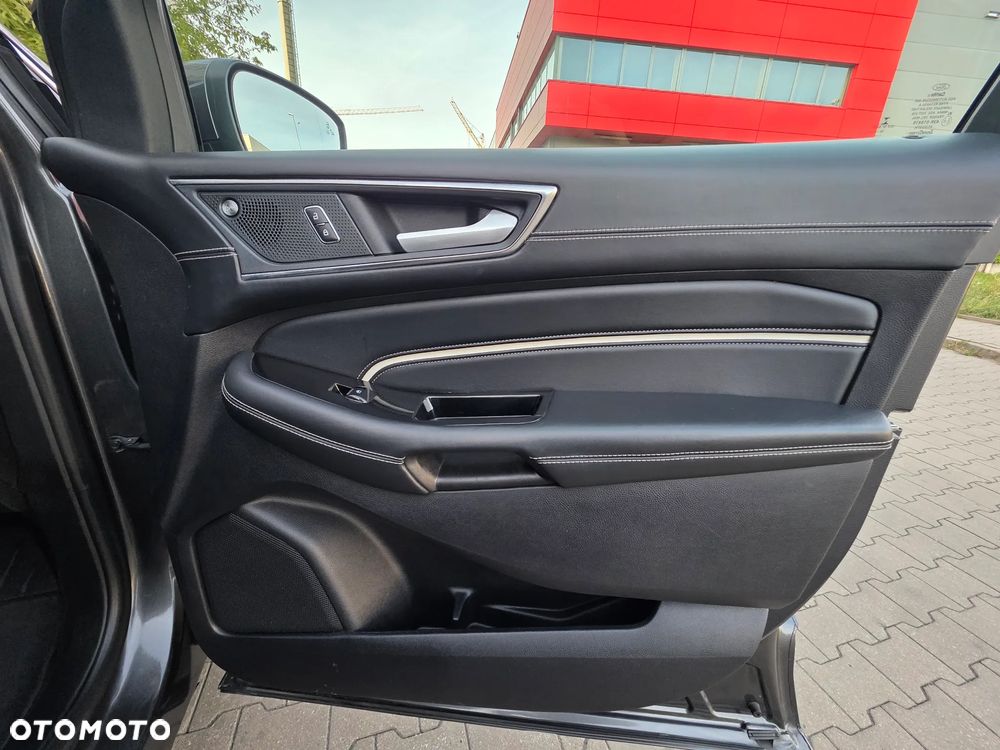 Ford Edge - 25