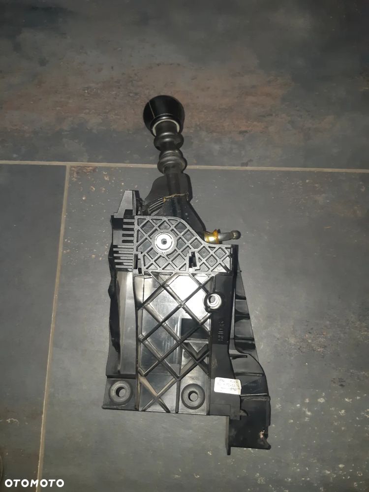 LEWAREK GAŁKA ZMIANY BIEGÓW FORD TRANSIT 6C1R7C453PC - 4