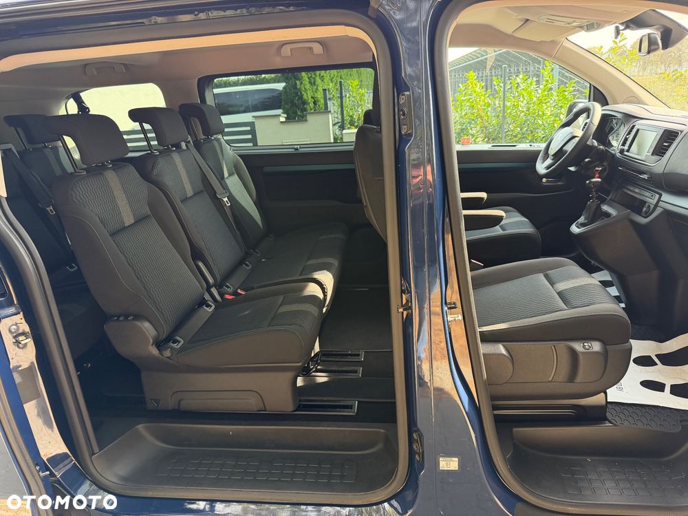 Peugeot Traveller - 28