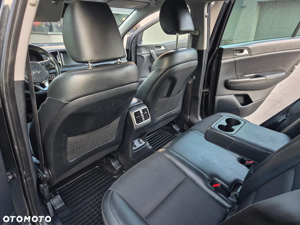 Kia Sportage 1.6 GDI L 2WD - 27