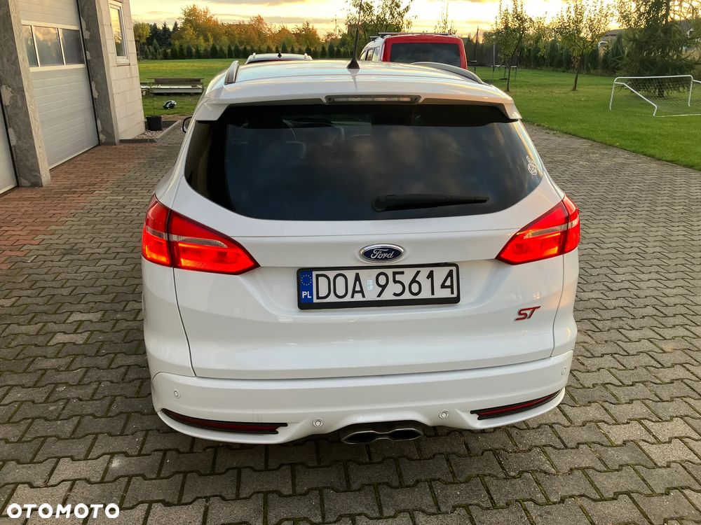Ford Focus 2015 photo 5