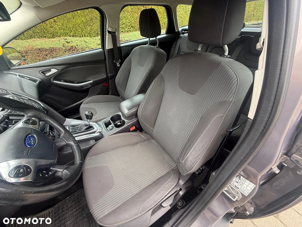 Ford Focus 1.6 TDCi DPF Start-Stopp-System SYNC Edition - 18