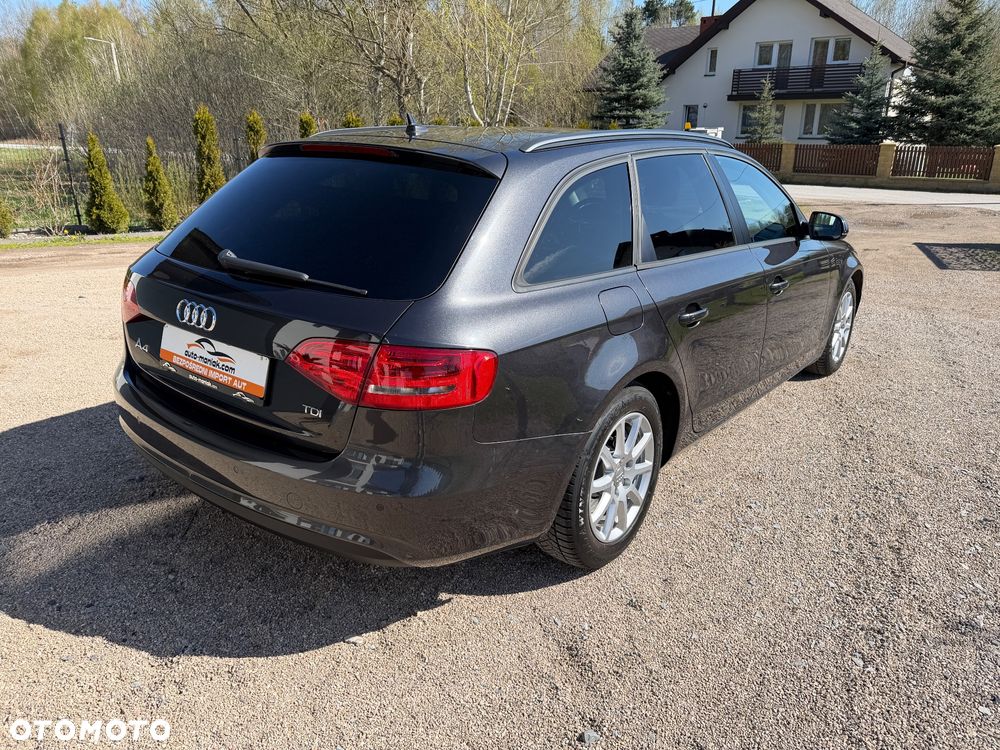 Audi A4 Avant 2.0 TDI ultra DPF Attraction - 4