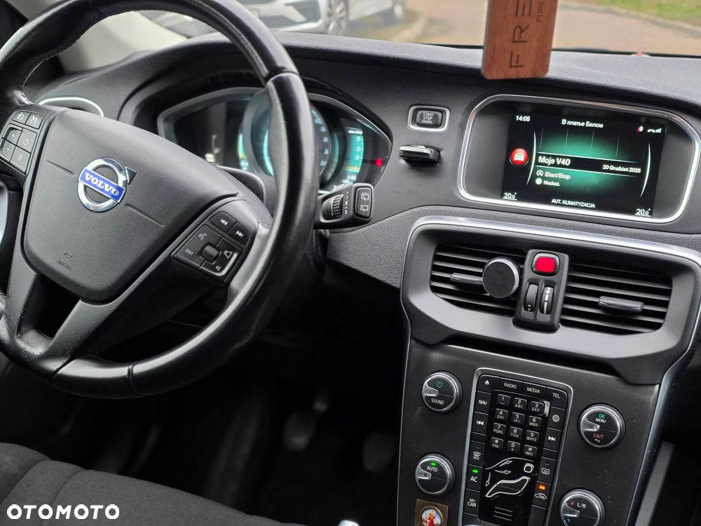 Volvo V40 - 14