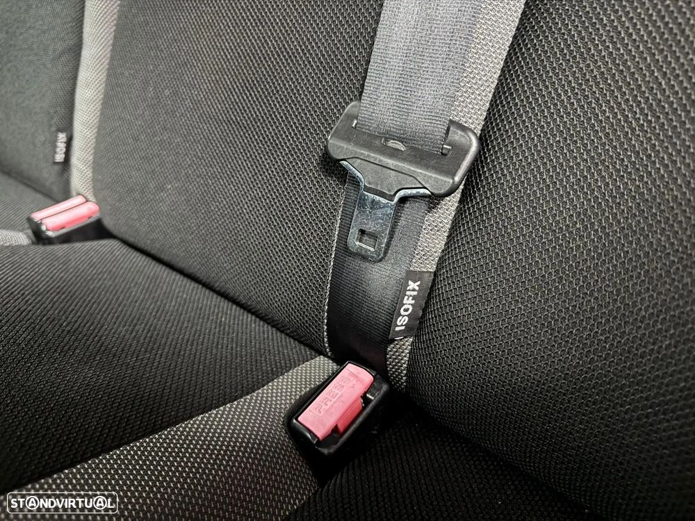 Peugeot 207 1.4 16V Open - 34