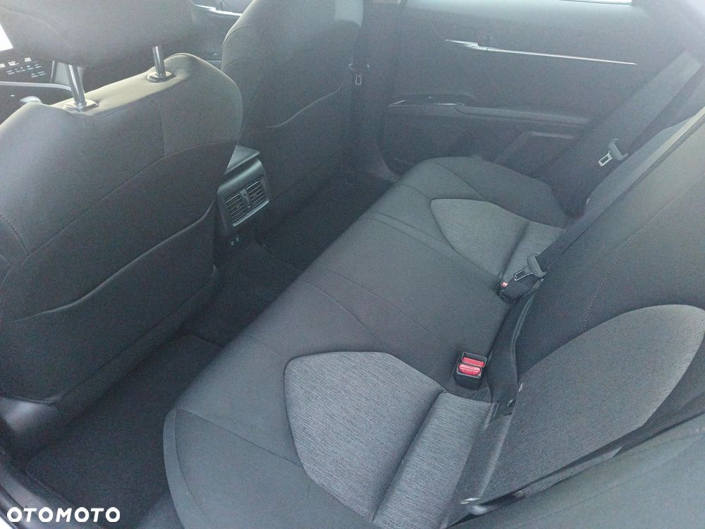 Toyota Camry 2.5 Hybrid Comfort CVT - 10