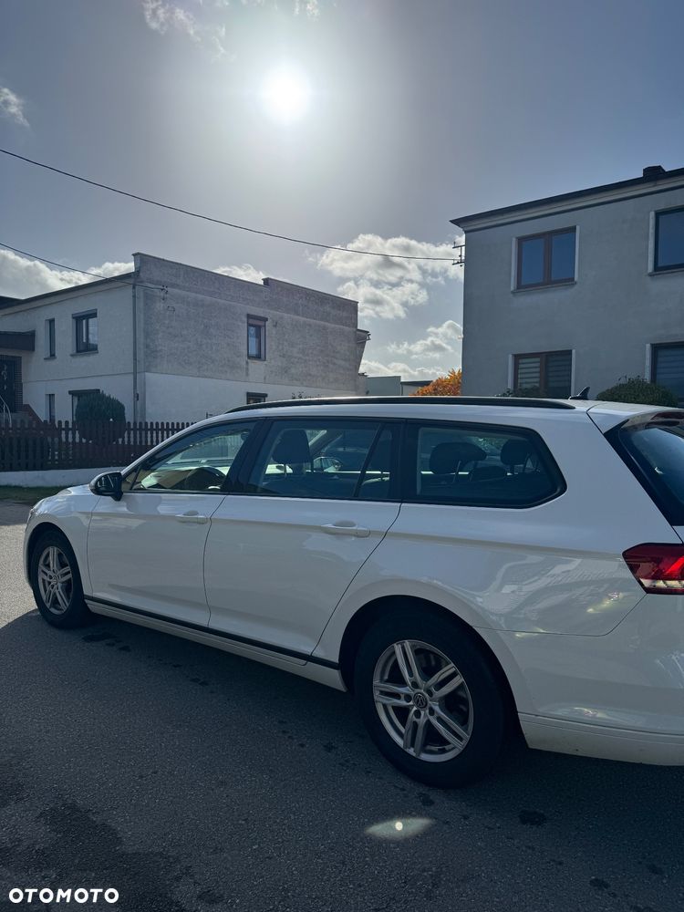 Volkswagen Passat - 8