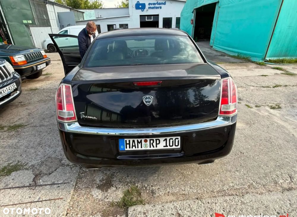 Lancia Thema - 9
