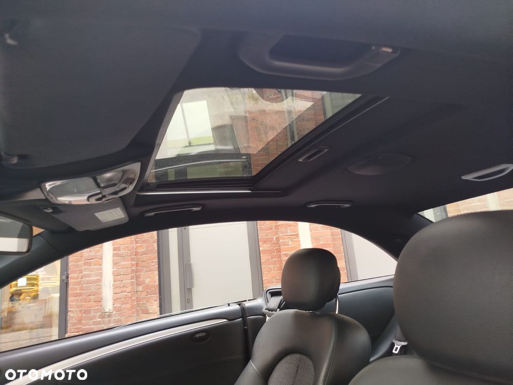 Mercedes-Benz CLK 200 Kompressor Avantgarde Sport Edition - 23