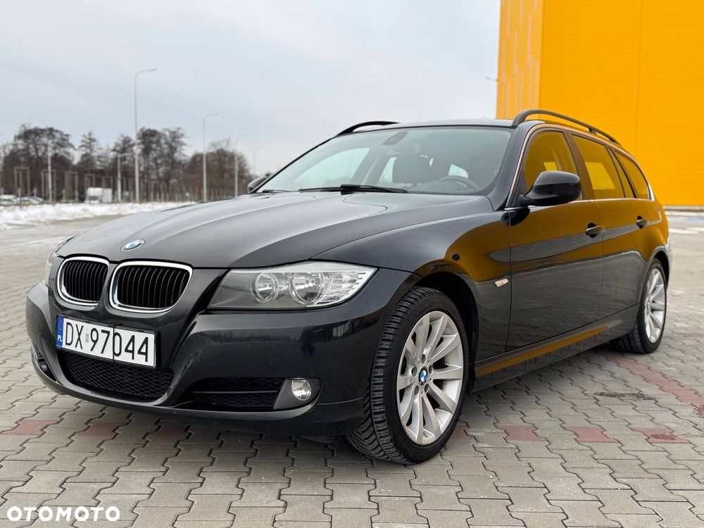 BMW Seria 3 318d DPF - 1