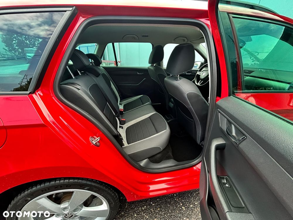 Skoda Fabia 1.2 TSI DSG Joy - 31
