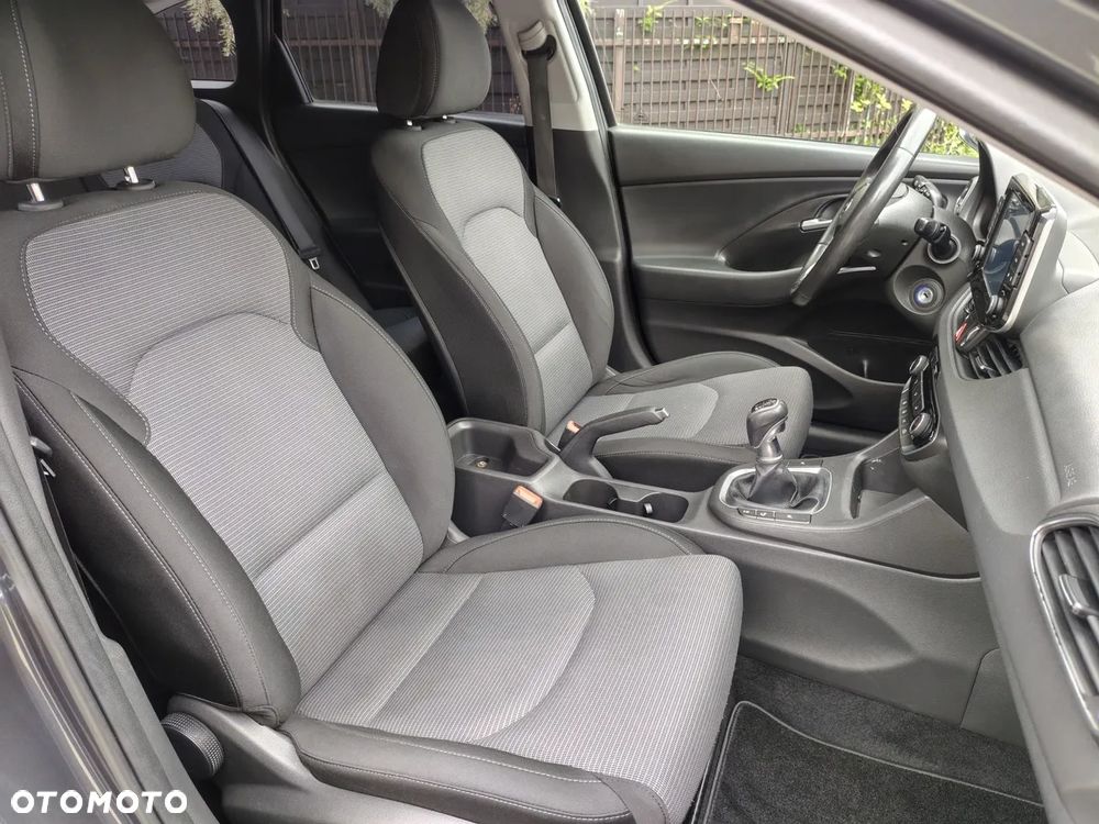 Hyundai i30 i30cw 1.4 Advantage - 19