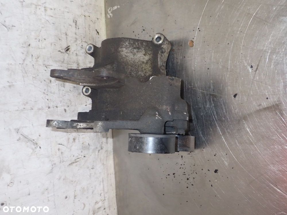 ŁAPA ALTERNATORA HYUNDAI SANTA FE I 2.0 - 2