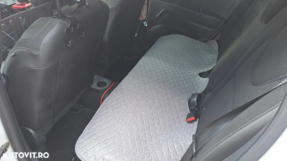 Renault Clio dCi 90 Dynamique - 8