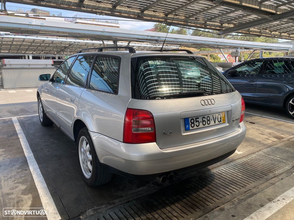 Audi A4 Avant 1.9 TDI Attraction - 4