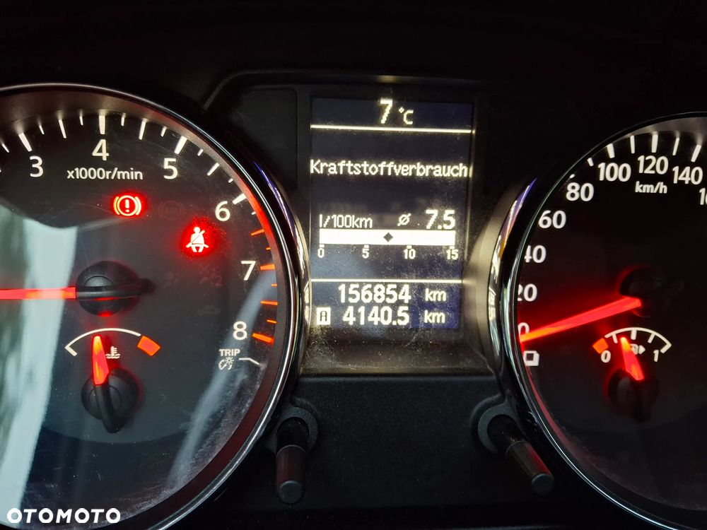 Nissan Qashqai 1.6 acenta - 19
