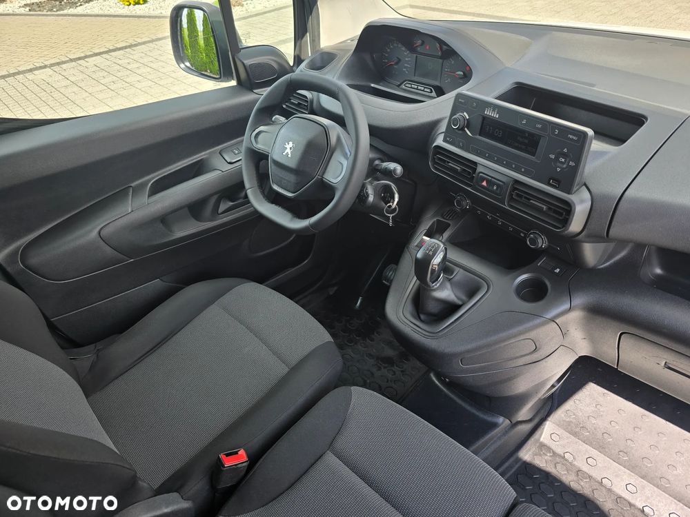 Peugeot Partner - 8