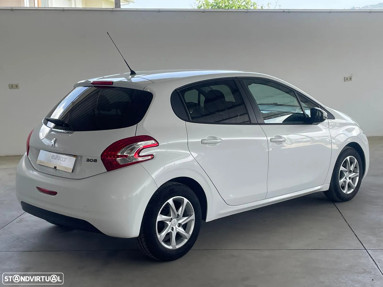 Peugeot 208 1.4 HDi Access - 4