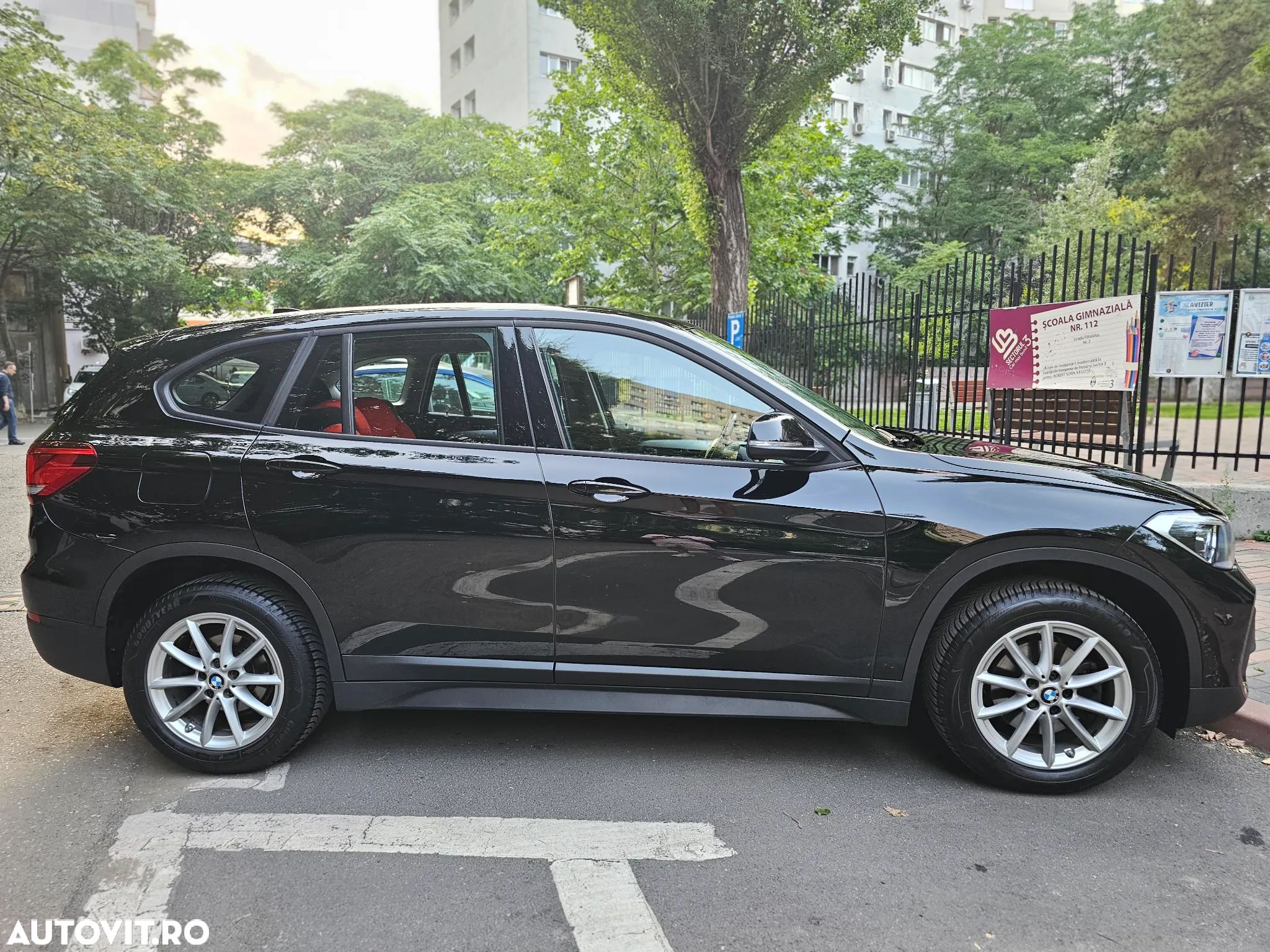 BMW X1 sDrive18i Aut. Advantage - 3